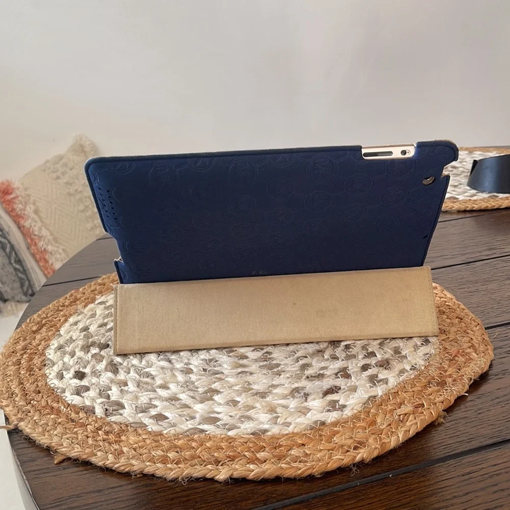 Two Michael kora iPad Sleeve